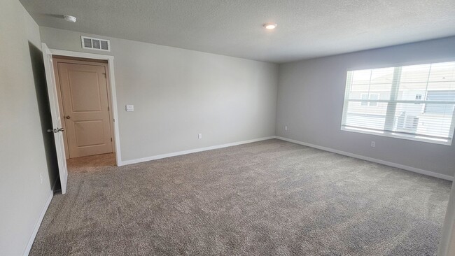 Building Photo - Brand New 3 Bedroom, 2.5 Bathroom Townhous...