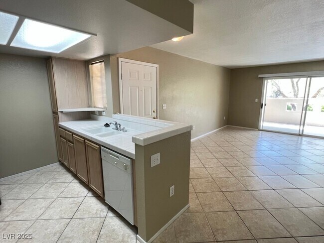 Building Photo - 1901 Rio Canyon Ct