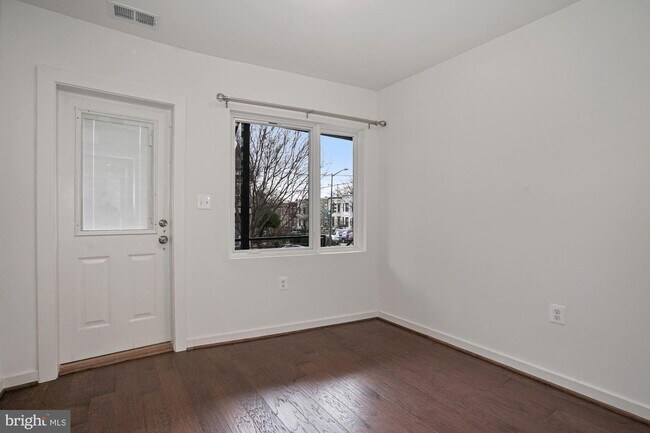 Building Photo - 1705 North Capitol St NE