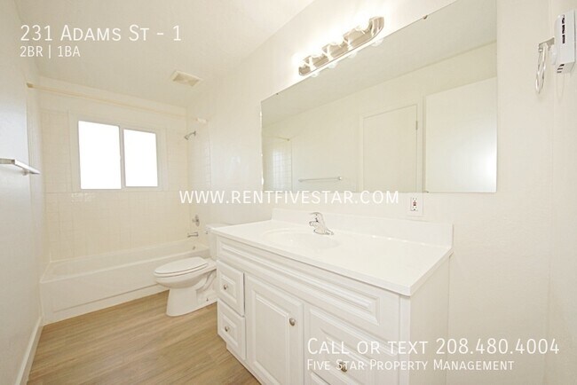 Building Photo - 231 Adams St