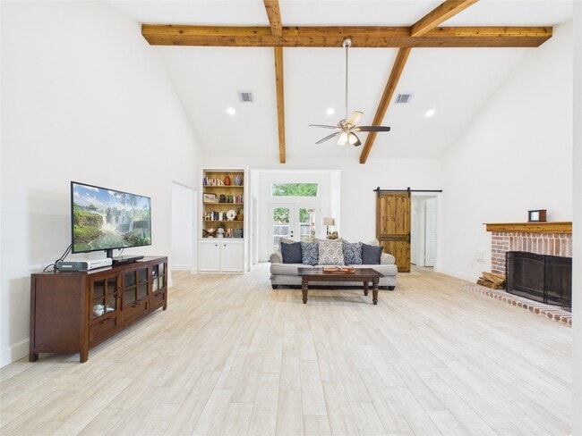 Building Photo - 1210 Berkeley Lake Ln