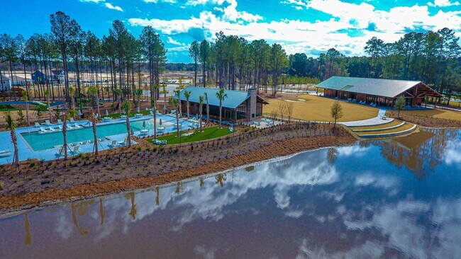 Building Photo - Coming Available!