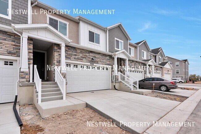 Building Photo - 1562 W State Rd