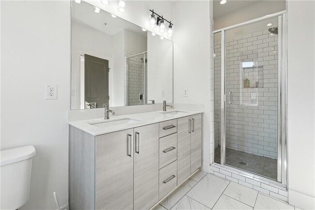 Building Photo - 1207 Chelsea Cir NW