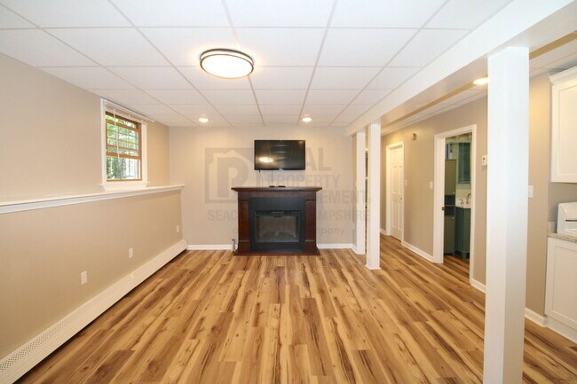 Building Photo - 21 Hunter Dr