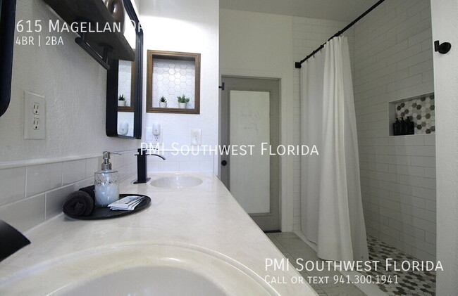 Building Photo - 615 Magellan Dr