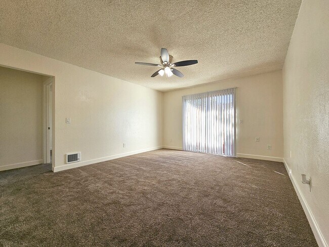Interior Photo - Emerald Vista Apartments