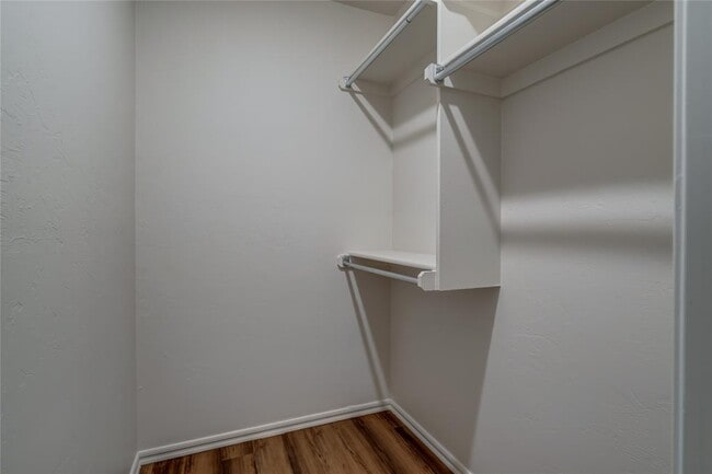 Building Photo - 12716 Heritage Oaks Dr