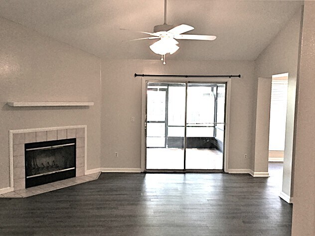 Building Photo - 13631 Capistrano Dr S