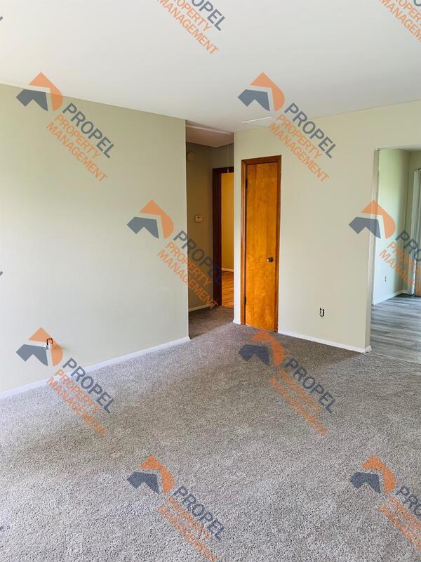 Building Photo - 5050 Northfield Dr