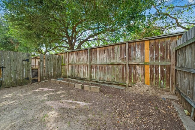 Building Photo - 8042 Montague Manor Ln
