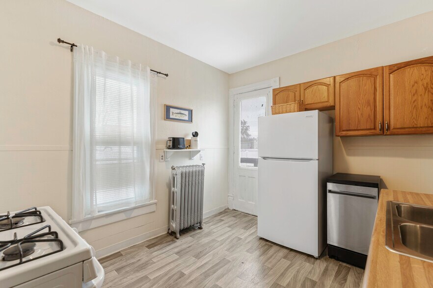 Building Photo - 127 Ashworth Pl