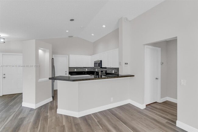 Building Photo - 1592 Salerno Cir