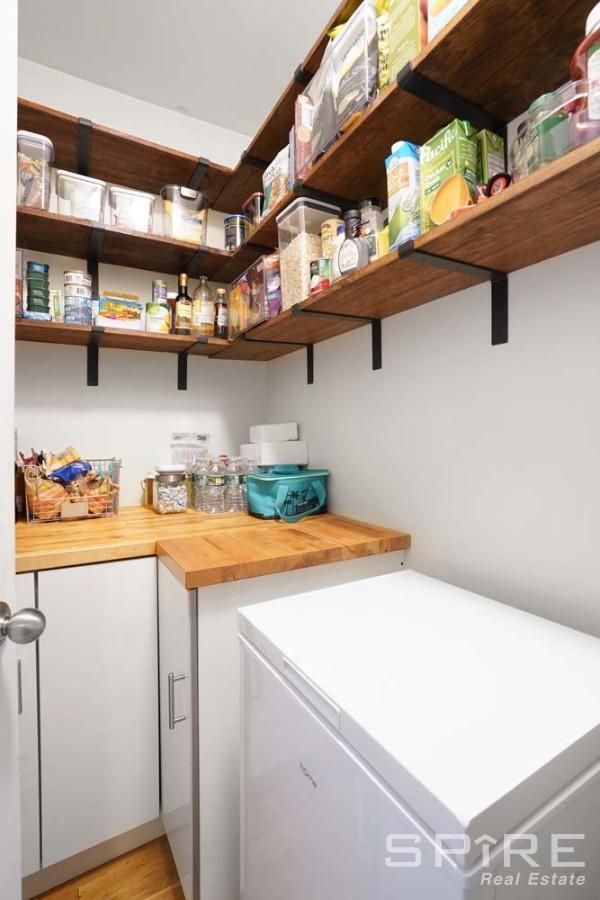 Building Photo - 3 bedroom in Brooklyn NY 11226