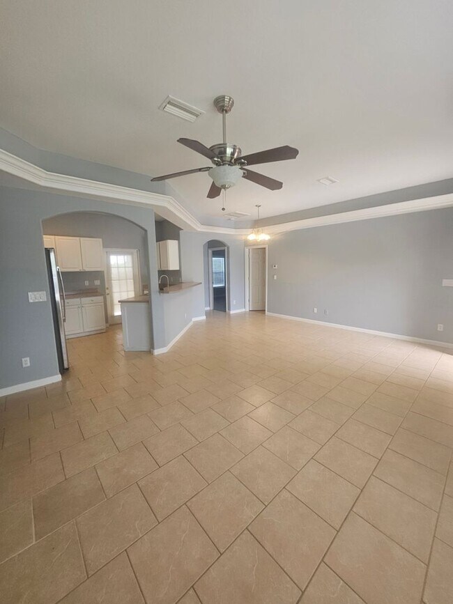 Building Photo - 22 Donlon Dr