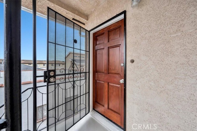 Building Photo - 853 W 23rd St