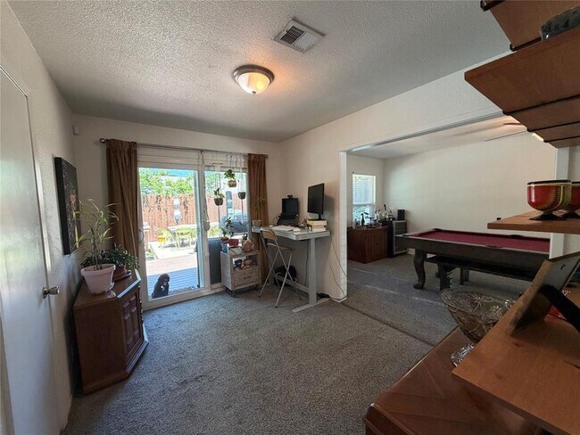 Building Photo - 2626 Baxter Dr