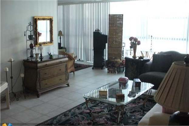 Building Photo - 601 Three Islands Boulevard