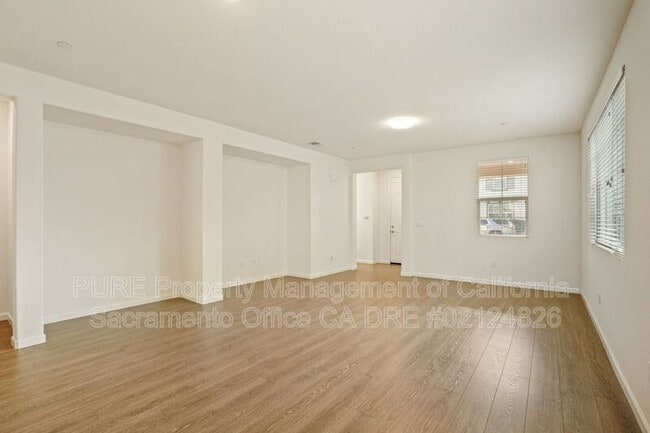 Building Photo - 10985 Merrick Way