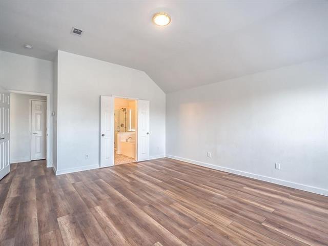 Building Photo - 10417 Forrest Dr