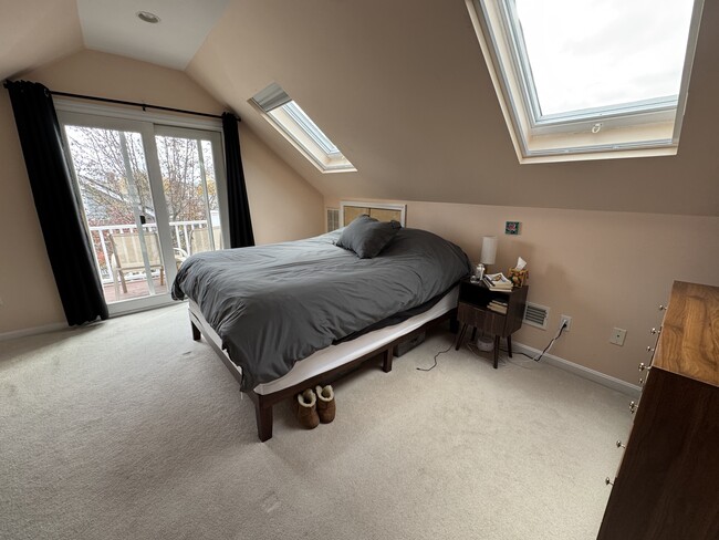 Building Photo - 17 Skahan Rd