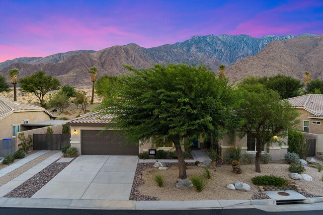 Primary Photo - 1197 Oro Ridge