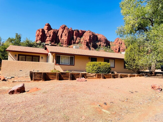 Building Photo - Red Rock Loop Home