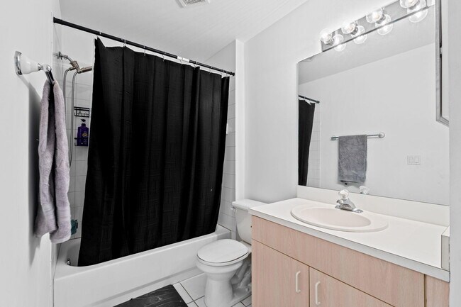 Building Photo - 111 Weybridge Cir