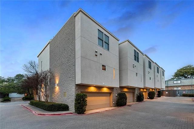 Building Photo - 4026 Travis St