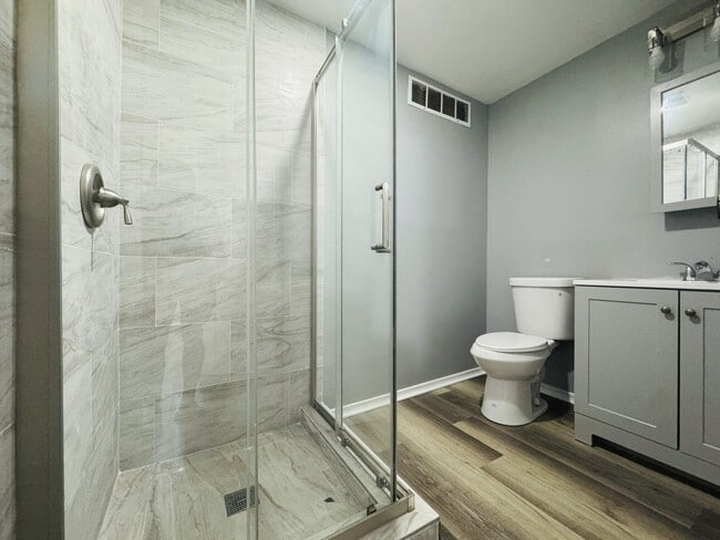 Building Photo - 259 Waterman Dr