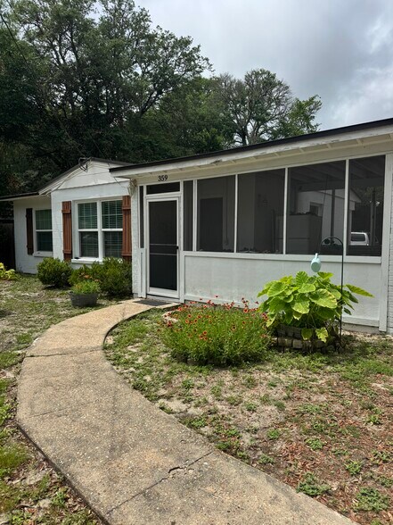 Building Photo - 359 Okaloosa Rd NE