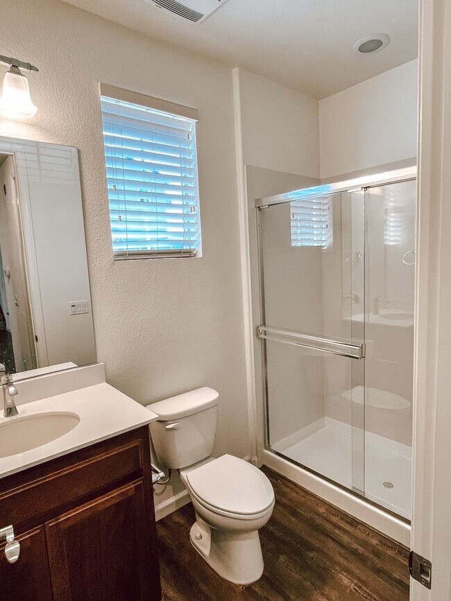 Building Photo - Upgraded Dublin Townhome near Emerald Park Elementary