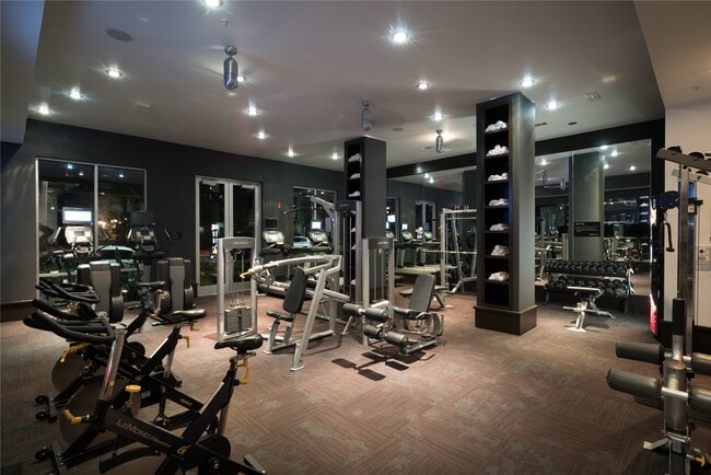 Building Photo - 306 McGowen St