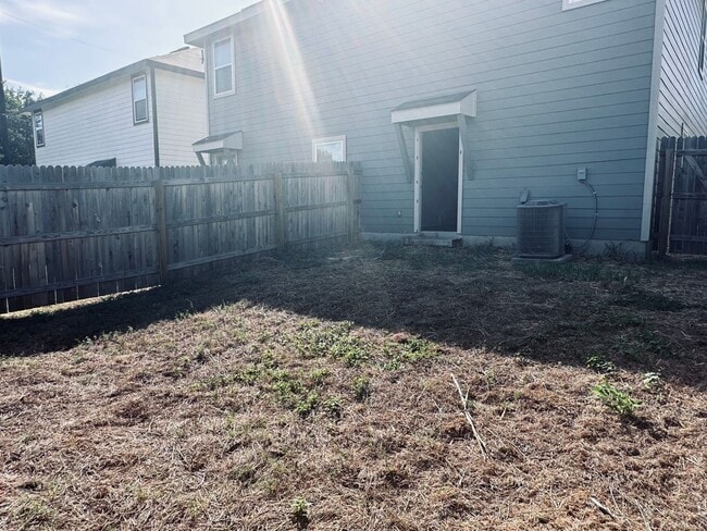 Building Photo - 7356 Misty Ridge Dr