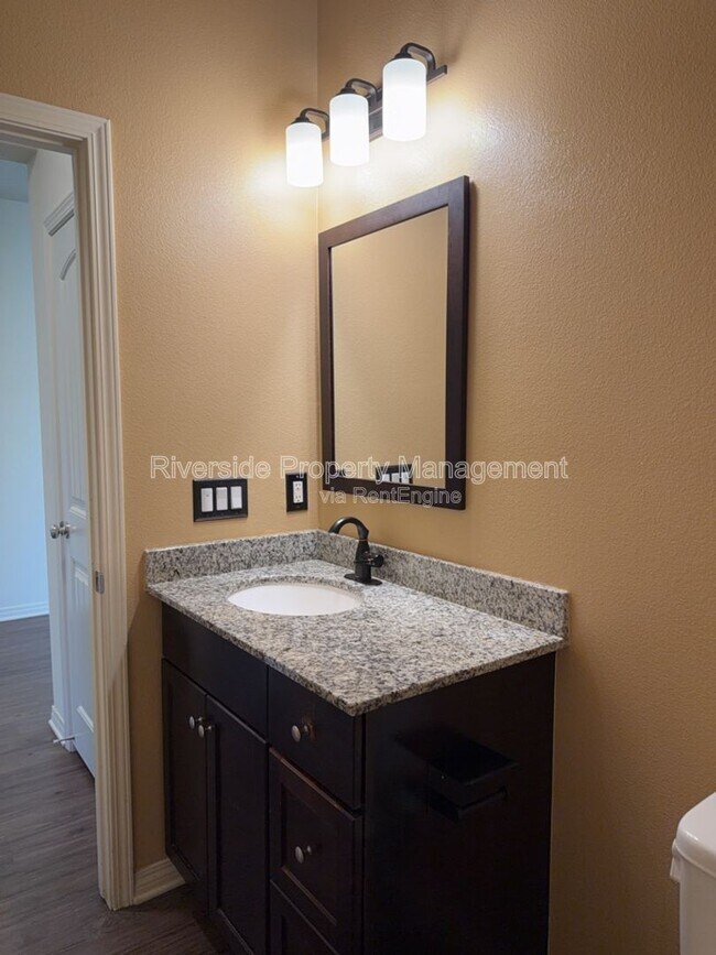 Building Photo - 24580 La Barca Way