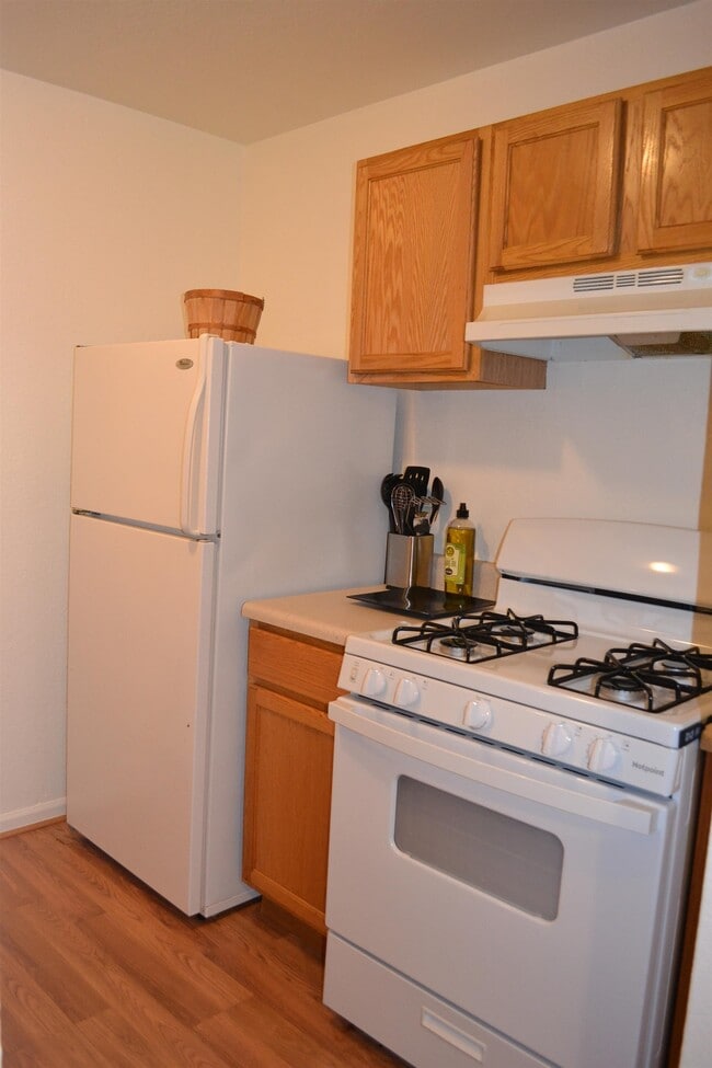 Building Photo - 317 Mabry St