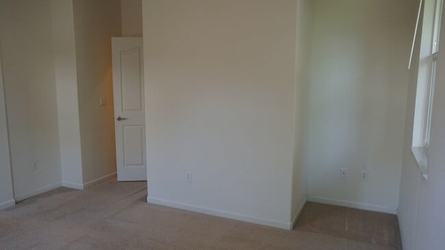 Building Photo - Spacious 3 bedroom 2 bath home in Rancho Cordova!!