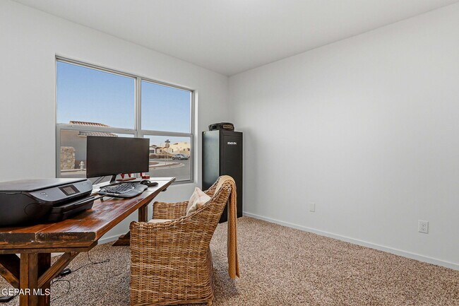 Building Photo - 13808 Paseo Sereno Dr