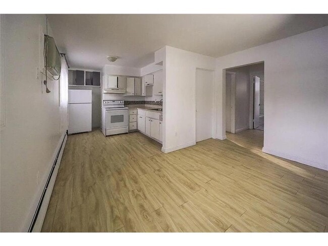 Building Photo - 8956 Griggs Ave