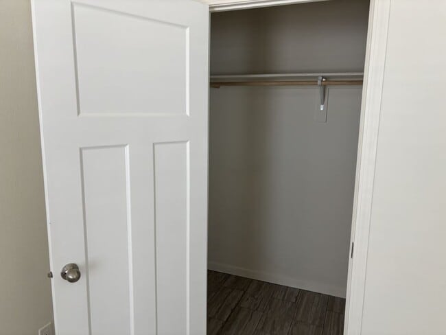 Building Photo - 3405 S Tomahawk Rd