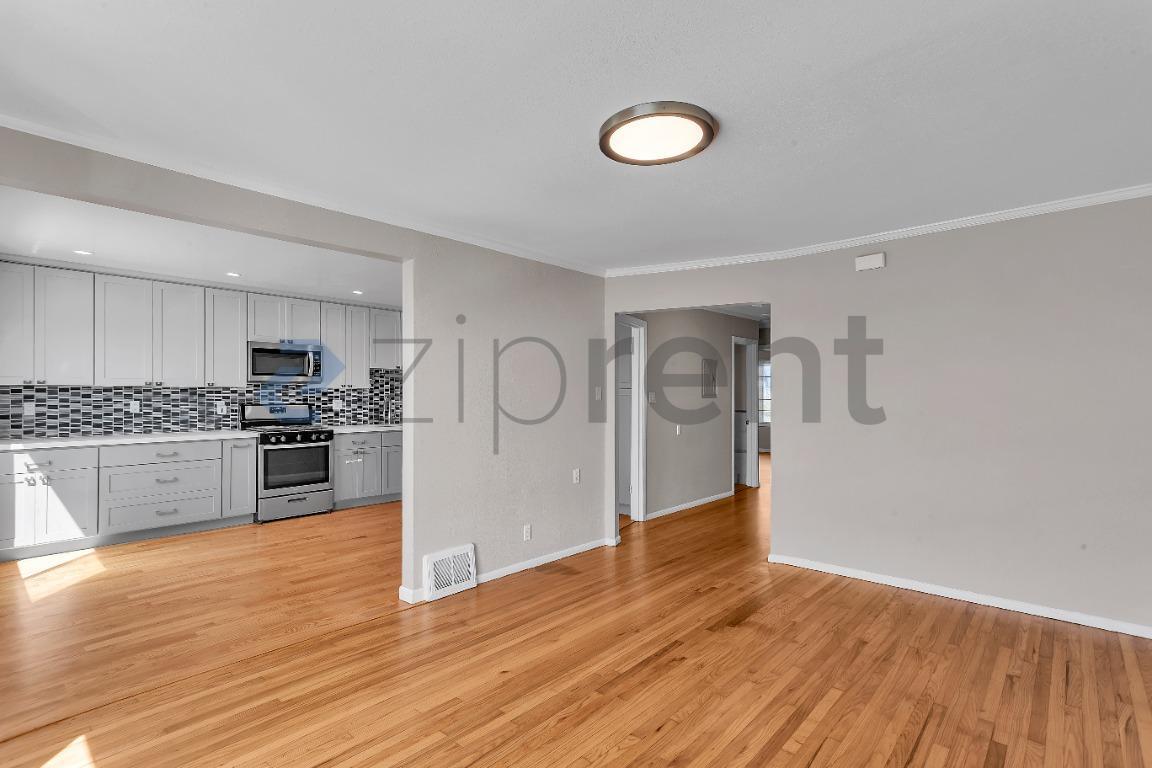 Building Photo - Unit 2466