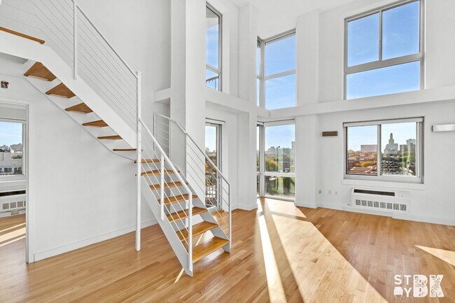 Building Photo - 333 Greene Ave