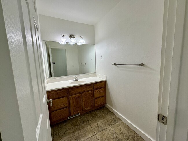 Building Photo - 9967 Electra Ln