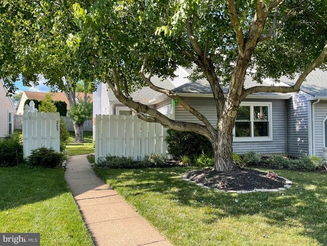 Building Photo - 269 Wood Stream Ct