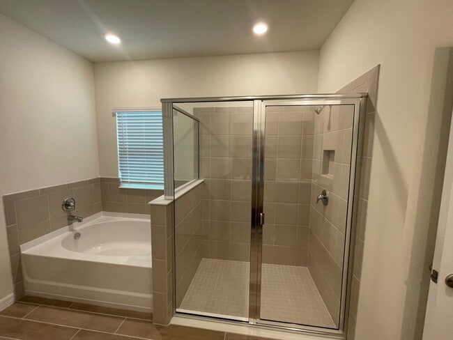 Building Photo - 4/2.5 in Arbor Greens - Sublease