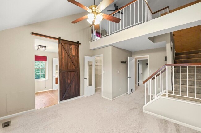 Building Photo - 8852 Thomas Lea Terrace