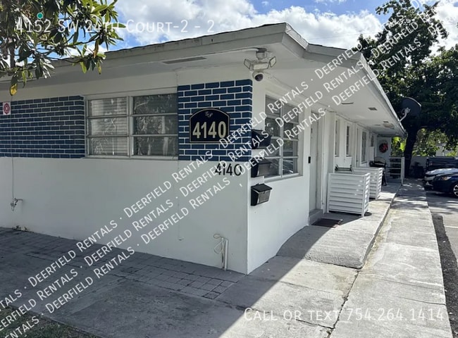 Building Photo - 4152 SW 24th Ct