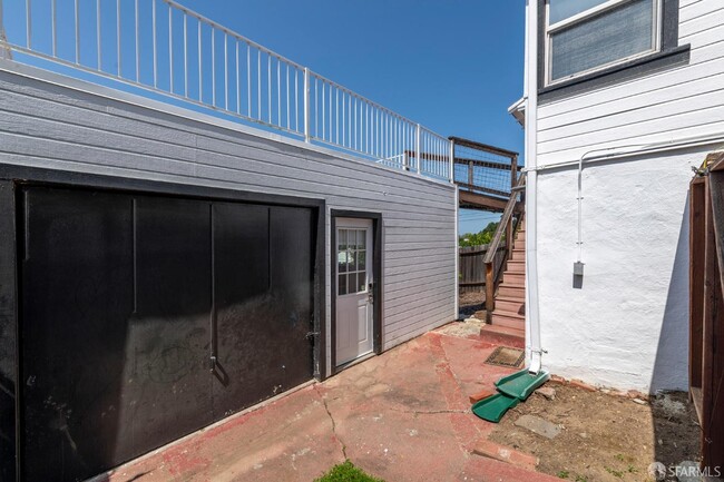 Building Photo - 3319 Herrier St