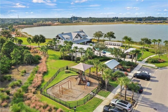 Building Photo - 43031 GREENWAY Blvd