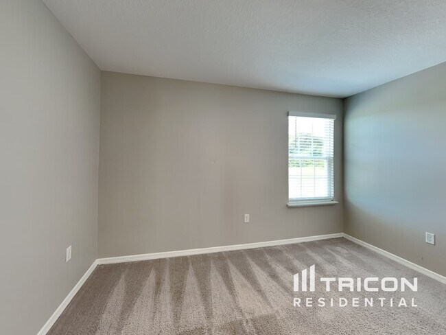 Building Photo - 1226 Salisbury Dr